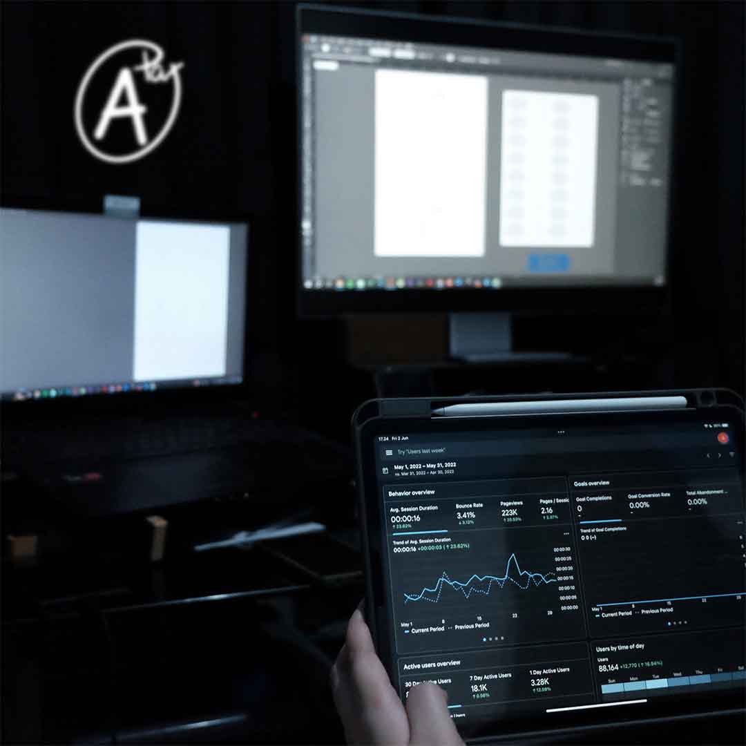 APax Advertising Strategist